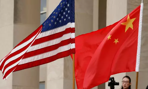 चीन के बढ़ते ग्लोबल असर नेटवर्क का मुकाबला करने के लिए US ने कदम उठाए चीन के बढ़ते ग्लोबल असर नेटवर्क का मुकाबला करने के लिए US ने कदम उठाए