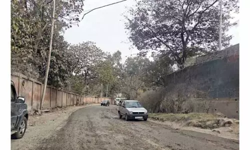 NH का खस्ताहाल हिस्सा जनता के लिए मुसीबत बना
