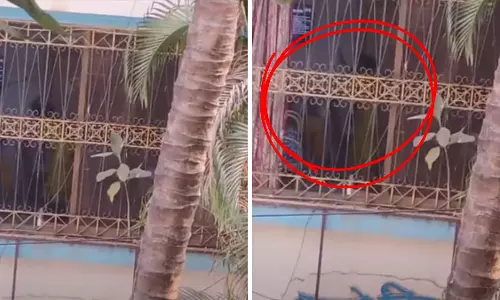 Mumbai के वृद्धाश्रम में एक बुजुर्ग महिला पर कथित तौर पर हमला Mumbai के वृद्धाश्रम में एक बुजुर्ग महिला पर कथित तौर पर हमला