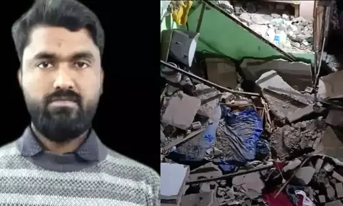 Gurugram: डूंडाहेड़ा गांव में मकान हादसा, एक की जान गई Gurugram: डूंडाहेड़ा गांव में मकान हादसा, एक की जान गई