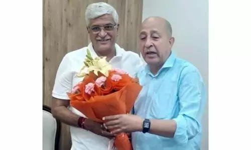 Shaheen ने केंद्रीय मंत्री से मुलाक़ात की, विशेष पैकेज की मांग की Shaheen ने केंद्रीय मंत्री से मुलाक़ात की, विशेष पैकेज की मांग की