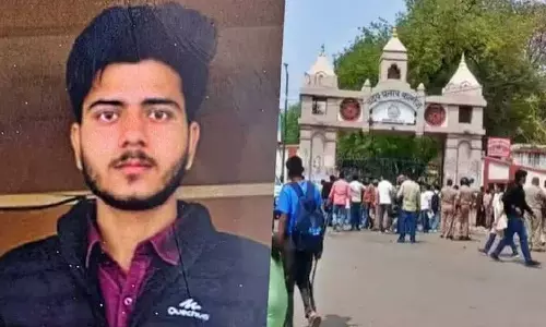 UP वाराणसी छात्र हत्याकांड: पिता ने न्याय की मांग की UP वाराणसी छात्र हत्याकांड: पिता ने न्याय की मांग की