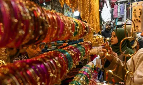 Kashmiri Bangles कश्मीर में ईद का टॉप ट्रेंड बनकर उभरा है