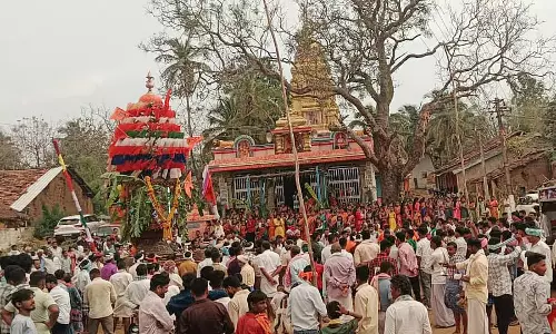 Shiggavi : पट्टी बसवेश्वर महारथोत्सव उत्सव Shiggavi : पट्टी बसवेश्वर महारथोत्सव उत्सव