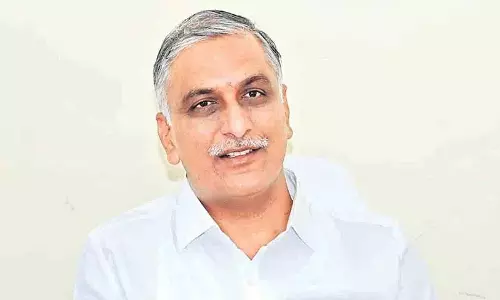 कालेश्वरम परियोजना से सिद्दिपेट क्षेत्र में कोई सूखा नहीं है: Harish Rao कालेश्वरम परियोजना से सिद्दिपेट क्षेत्र में कोई सूखा नहीं है: Harish Rao
