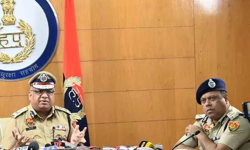 हरियाणा के DGP और उनकी पत्नी को डिजिटल गिरफ़्तारी के जाल में फंसाने की उम्मीद से फ़ोन किया हरियाणा के DGP और उनकी पत्नी को डिजिटल गिरफ़्तारी के जाल में फंसाने की उम्मीद से फ़ोन किया