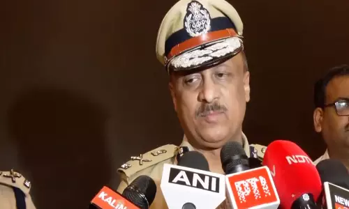 Odisha Police ने नक्सल प्रभावित जिलों में ₹2,700 करोड़ कीमत का गांजा जब्त कर नष्ट किया Odisha Police ने नक्सल प्रभावित जिलों में ₹2,700 करोड़ कीमत का गांजा जब्त कर नष्ट किया