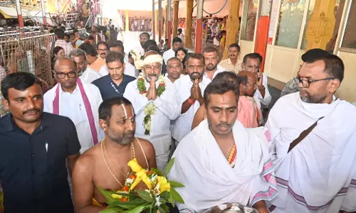 बंडी संजय का कोंडागट्टू मंदिर दौरा,Karimnagar में जनऔषधि केंद्र का उद्घाटन