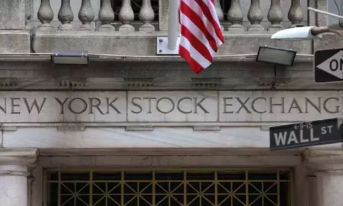 मध्य पूर्व में उथल-पुथल से महंगाई का डर बढ़ने के कारण Wall Street में गिरावट