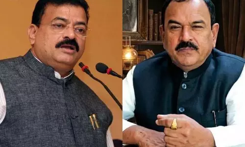 भास्कर जाधव ने अशोक खरात मामले में SIT पर हिंडन का आरोप लगाया भास्कर जाधव ने अशोक खरात मामले में SIT पर हिंडन का आरोप लगाया