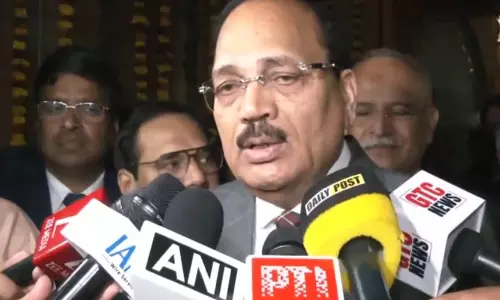 CJI सूर्यकांत ने सरकार और कानूनी सहायता पैनल में 50% महिलाओं के प्रतिनिधित्व की मांग की CJI सूर्यकांत ने सरकार और कानूनी सहायता पैनल में 50% महिलाओं के प्रतिनिधित्व की मांग की