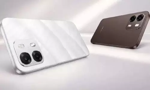 Oppo A6s 5G भारत में 6500mAh की बैटरी के साथ लॉन्च हुआ; इसके स्पेसिफिकेशन्स काफी शानदार Oppo A6s 5G भारत में 6500mAh की बैटरी के साथ लॉन्च हुआ; इसके स्पेसिफिकेशन्स काफी शानदार