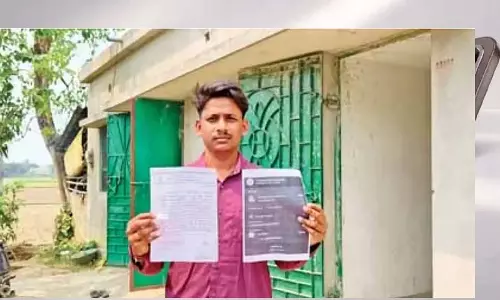 चुनाव से पहले Trinamool पर नगर पार्षद के खिलाफ रंगदारी के आरोप चुनाव से पहले Trinamool पर नगर पार्षद के खिलाफ रंगदारी के आरोप