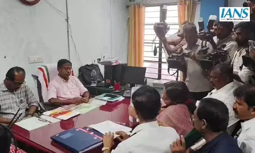 अरनमुला विधानसभा: लेफ्ट फ्रंट की उम्मीदवार वीणा जॉर्ज ने नामांकन दाखिल किया अरनमुला विधानसभा: लेफ्ट फ्रंट की उम्मीदवार वीणा जॉर्ज ने नामांकन दाखिल किया