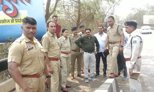 रायपुर-दुर्ग खारून ब्रिज मरम्मत: 1 अप्रैल से एक माह के लिए बंद रायपुर-दुर्ग खारून ब्रिज मरम्मत: 1 अप्रैल से एक माह के लिए बंद