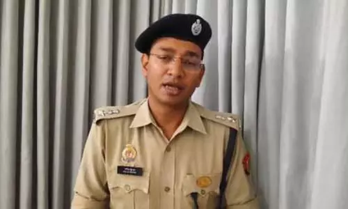 सड़क हादसे के अफवाहों पर 13 गिरफ्तार सड़क हादसे के अफवाहों पर 13 गिरफ्तार
