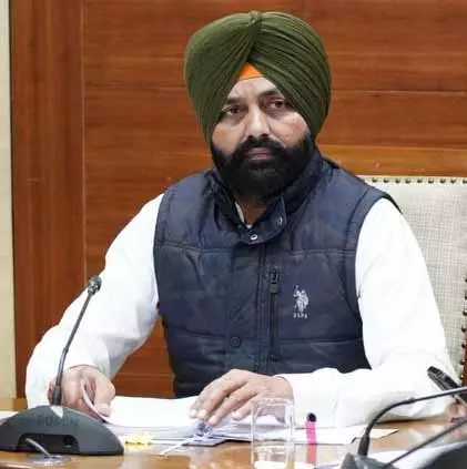 Amritsar गोदाम अधिकारी की मौत के बीच आप पंजाब के मंत्री लालजीत भुल्लर ने इस्तीफा दिया Amritsar गोदाम अधिकारी की मौत के बीच आप पंजाब के मंत्री लालजीत भुल्लर ने इस्तीफा दिया