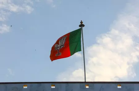 भाजपा ने केरल चुनाव के लिए 11 और पुडुचेरी में उतारे 9 प्रत्याशी भाजपा ने केरल चुनाव के लिए 11 और पुडुचेरी में उतारे 9 प्रत्याशी