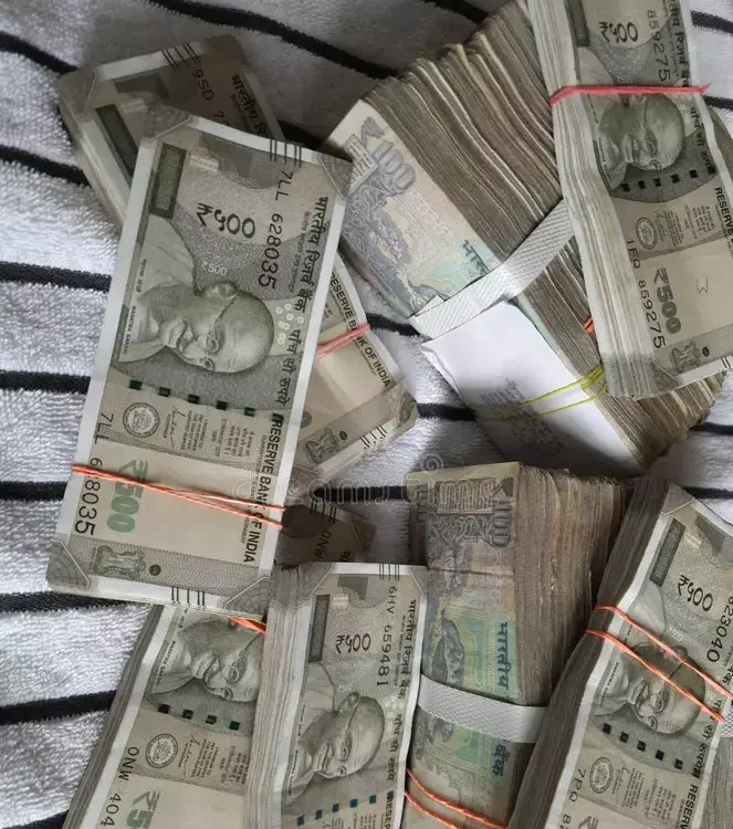 ग्राम पंचायतों में करोड़ों का घोटाला, कई सचिव सस्पेंड ग्राम पंचायतों में करोड़ों का घोटाला, कई सचिव सस्पेंड