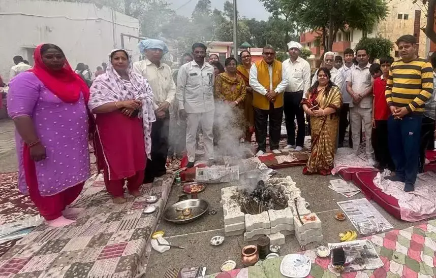 Yamunanagar: नए साल पर बच्चों को लक्ष्य तय करने की सीख Yamunanagar: नए साल पर बच्चों को लक्ष्य तय करने की सीख