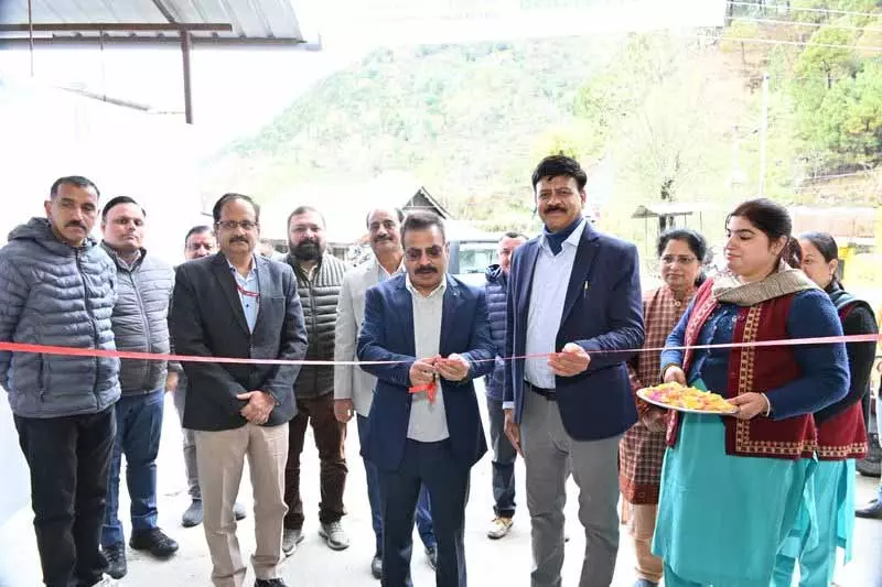 चंबा में NHPC मेडिकल कैंप में मुफ़्त दवाएँ और जाँच की सुविधा उपलब्ध कराई गई चंबा में NHPC मेडिकल कैंप में मुफ़्त दवाएँ और जाँच की सुविधा उपलब्ध कराई गई