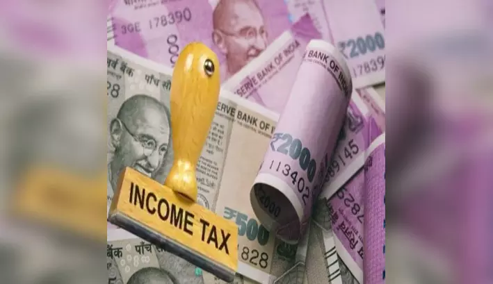 1 अप्रैल से बदलेगा इनकम टैक्स सिस्टम: जानिए आपकी जेब पर कितना और क्या-क्या पड़ेगा असर 1 अप्रैल से बदलेगा इनकम टैक्स सिस्टम: जानिए आपकी जेब पर कितना और क्या-क्या पड़ेगा असर