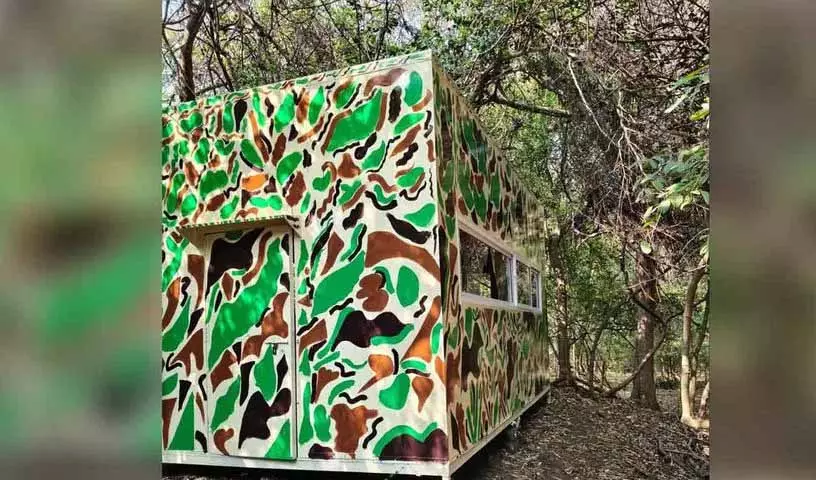 Khammam के जंगलों में पक्षी-दर्शन के लिए बना नया केबिन जैव विविधता को उजागर करता है Khammam के जंगलों में पक्षी-दर्शन के लिए बना नया केबिन जैव विविधता को उजागर करता है