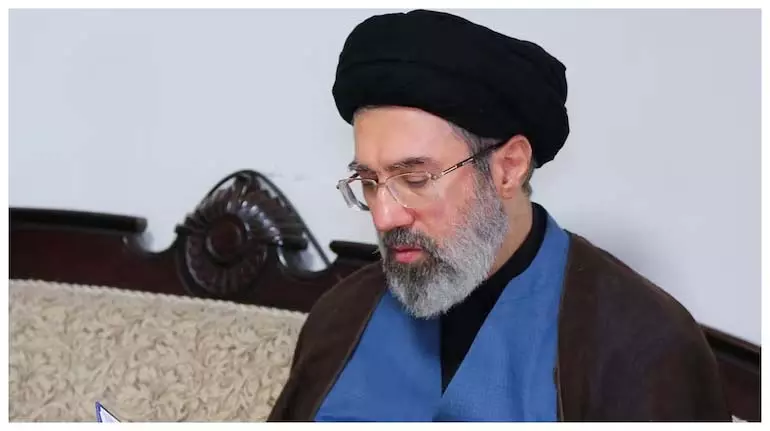 Iran के मोजतबा खामेनेई ने अफ़ग़ानिस्तान और पाकिस्तान से सुलह करने का आग्रह किया Iran के मोजतबा खामेनेई ने अफ़ग़ानिस्तान और पाकिस्तान से सुलह करने का आग्रह किया