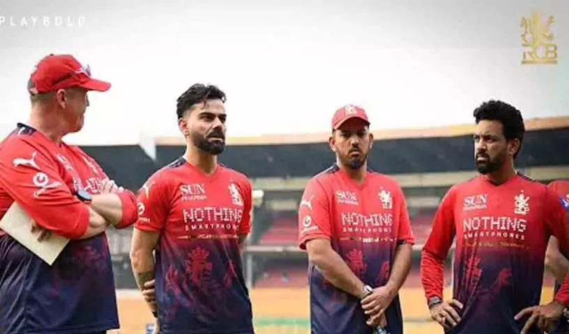 विराट कोहली ने RCB के साथियों से IPL में 120 प्रतिशत देने को कहा विराट कोहली ने RCB के साथियों से IPL में 120 प्रतिशत देने को कहा