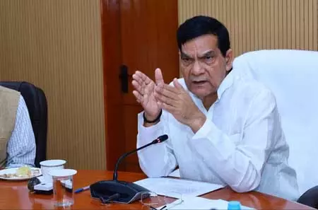शहरों में लघु उद्योगों को मिलेगा नया बूस्ट, मंत्री एके शर्मा ने अधिकारियों को दिए सख्त निर्देश शहरों में लघु उद्योगों को मिलेगा नया बूस्ट, मंत्री एके शर्मा ने अधिकारियों को दिए सख्त निर्देश