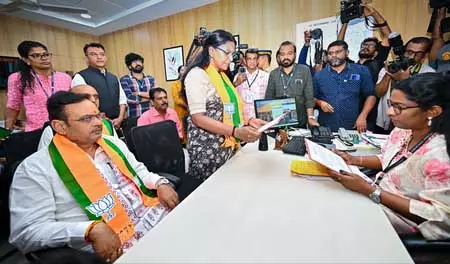 भाजपा प्रत्याशियों के नामांकन के लिए तिरुवनंतपुरम पहुंचे सीएम भजनलाल शर्मा भाजपा प्रत्याशियों के नामांकन के लिए तिरुवनंतपुरम पहुंचे सीएम भजनलाल शर्मा