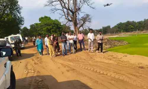 तीसरी आंख से प्रशासन की छापेमारी, ड्रोन से अवैध मादक खेती पर रखी जा रही कड़ी नजर तीसरी आंख से प्रशासन की छापेमारी, ड्रोन से अवैध मादक खेती पर रखी जा रही कड़ी नजर