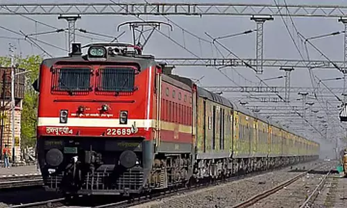 6 ट्रेनें रद्द, जिनमें Salem के रास्ते चलने वाली कोयंबटूर इंटरसिटी एक्सप्रेस भी शामिल है 6 ट्रेनें रद्द, जिनमें Salem के रास्ते चलने वाली कोयंबटूर इंटरसिटी एक्सप्रेस भी शामिल है