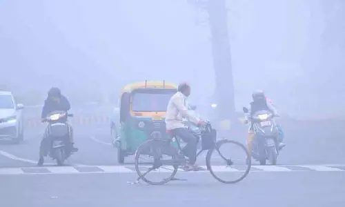 बारिश के बाद दिल्ली-NCR में कोहरे की वापसी बारिश के बाद दिल्ली-NCR में कोहरे की वापसी