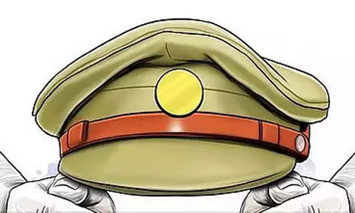 BJP और बजरंग दल कार्यकर्ताओं समेत 10 लोगों के खिलाफ पुलिस कार्रवाई, निष्कासन का नोटिस जारी BJP और बजरंग दल कार्यकर्ताओं समेत 10 लोगों के खिलाफ पुलिस कार्रवाई, निष्कासन का नोटिस जारी