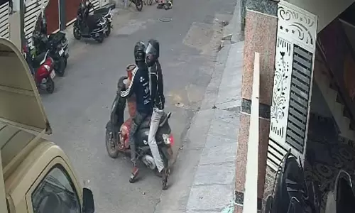 बेंगलुरु में Cylinder चोरों की संख्या बढ़ी: उगादी पर्व की पूर्व संध्या पर एक अपार्टमेंट से 2 सिलेंडर चोरी बेंगलुरु में Cylinder चोरों की संख्या बढ़ी: उगादी पर्व की पूर्व संध्या पर एक अपार्टमेंट से 2 सिलेंडर चोरी