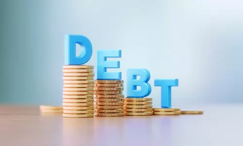 दिसंबर 2025 तक तेलंगाना का कुल कर्ज़ 8 लाख करोड़ है: Government Report दिसंबर 2025 तक तेलंगाना का कुल कर्ज़ 8 लाख करोड़ है: Government Report