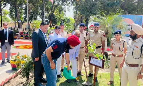 जज ने करनाल जेल का निरीक्षण किया, कैदियों से बातचीत की