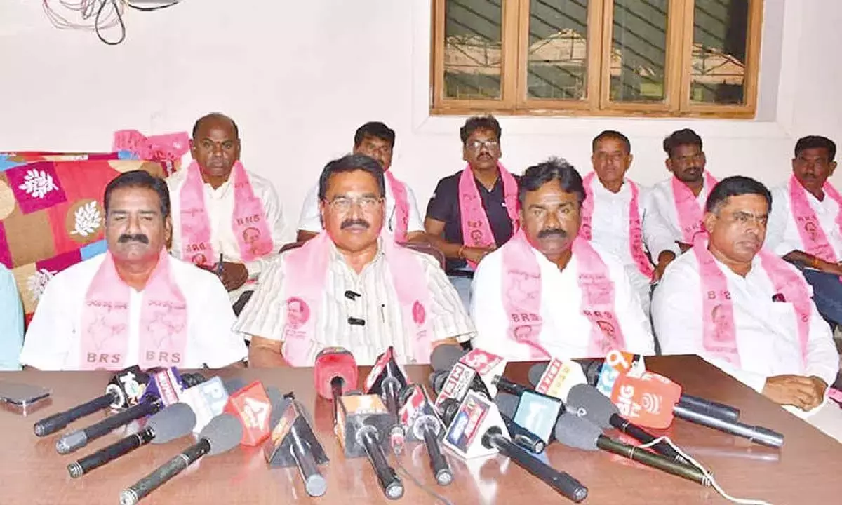 Telangana: बजट से राजनीतिक तूफान खड़ा हुआ, विपक्ष ने विश्वासघात का आरोप लगाया