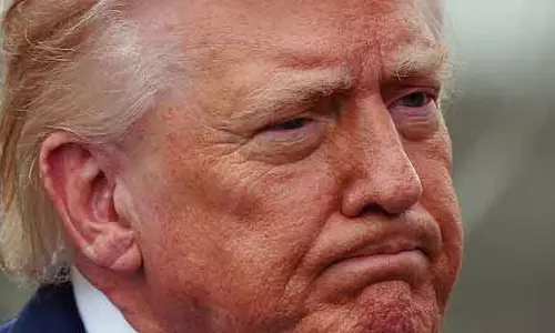 ईरान पर Trump के मिले-जुले संदेश: युद्ध समाप्ति, प्रतिबंध ढील और सैनिक भेजने की बात ईरान पर Trump के मिले-जुले संदेश: युद्ध समाप्ति, प्रतिबंध ढील और सैनिक भेजने की बात