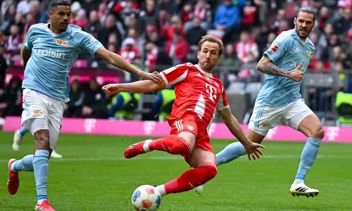 Harry Kane ने गोल किया, बायर्न ने यूनियन बर्लिन को हराकर बुंडेसलीगा खिताब के और करीब पहुंचा Harry Kane ने गोल किया, बायर्न ने यूनियन बर्लिन को हराकर बुंडेसलीगा खिताब के और करीब पहुंचा