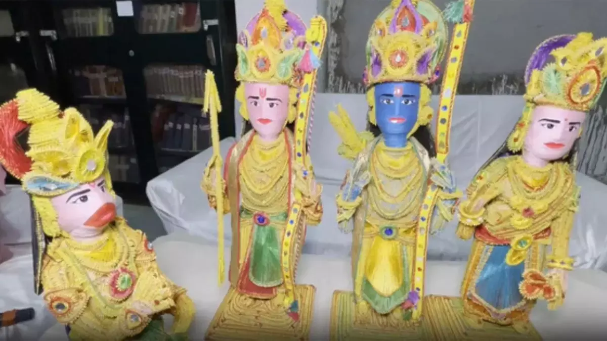 राम नवमी से पहले अयोध्या पहुँचा भगवान राम का 1,21,000 दानों से बना अनोखा कलाचित्र
