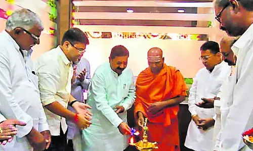 Karnataka : स्वस्ति-कुबेर सौहार्द सहकारी समिति की चिंचाली शाखा का उद्घाटन