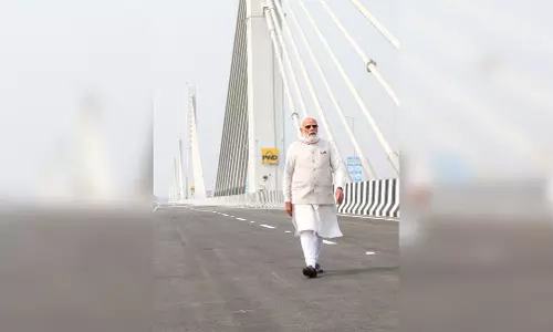 प्रधानमंत्री मोदी की ऐतिहासिक उपलब्धि पर रक्षा मंत्री और गृहमंत्री ने दी बधाई प्रधानमंत्री मोदी की ऐतिहासिक उपलब्धि पर रक्षा मंत्री और गृहमंत्री ने दी बधाई