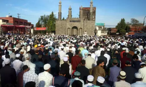 Jammu क्षेत्र में ईद धार्मिक उत्साह और उमंग के साथ मनाई गई Jammu क्षेत्र में ईद धार्मिक उत्साह और उमंग के साथ मनाई गई
