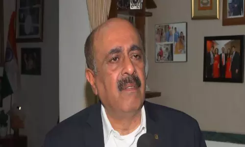 विदेश मामलों के विशेषज्ञ ने कहा- US के प्रतिबंध हटाने से कच्चे तेल का बाजार नरम पड़ेगा