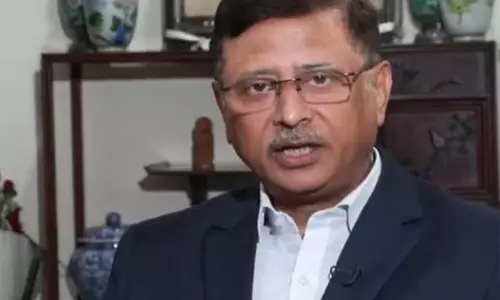 पूर्व राजदूत Sanjay Verma ने कहा- दखल देना भारत की नीति नहीं, कनाडा के फैसले का स्वागत पूर्व राजदूत Sanjay Verma ने कहा- दखल देना भारत की नीति नहीं, कनाडा के फैसले का स्वागत