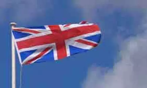 UK ने US-UK बेस पर ईरान के लापरवाह मिसाइल हमले की निंदा की UK ने US-UK बेस पर ईरान के लापरवाह मिसाइल हमले की निंदा की