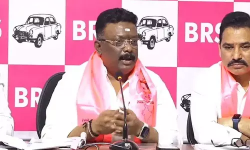 MLC दासोजू श्रवण ने तेलंगाना बजट पर कांग्रेस सरकार की आलोचना की MLC दासोजू श्रवण ने तेलंगाना बजट पर कांग्रेस सरकार की आलोचना की