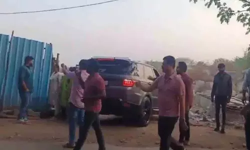 बंजारा हिल्स में BJP सांसद CM रमेश की हलचल